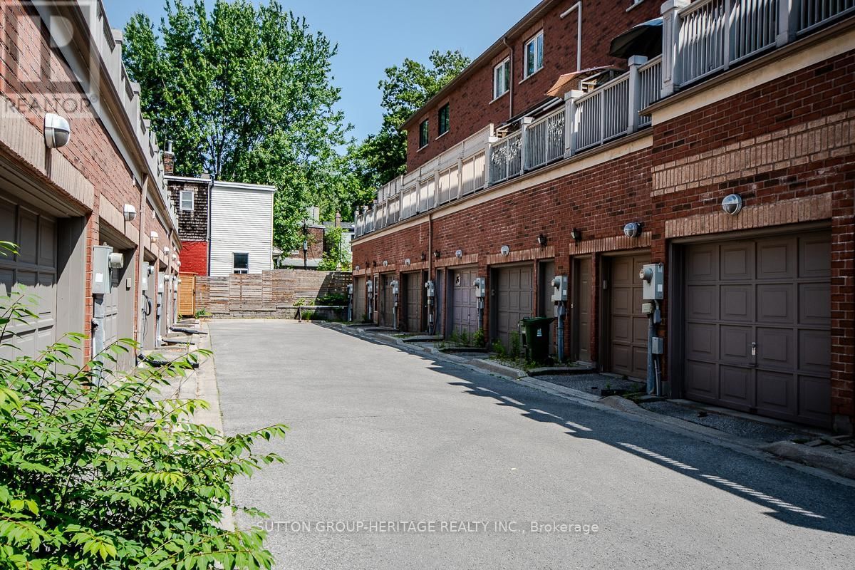 26 FILMIC LANE Image 7