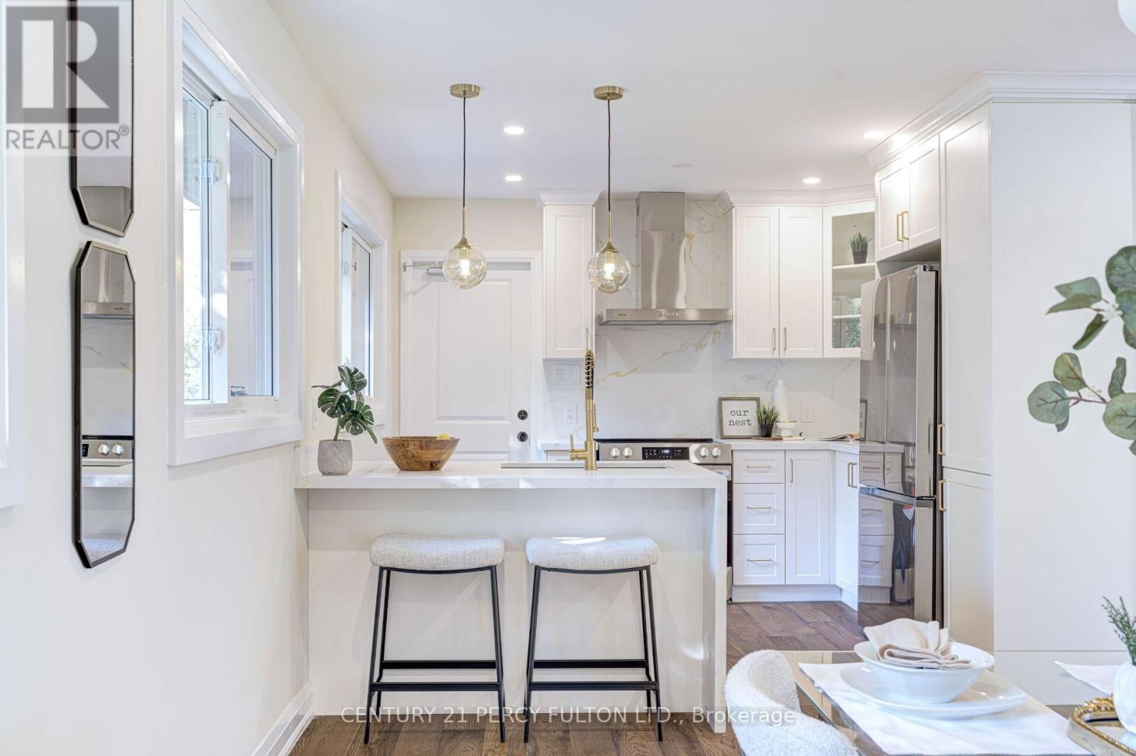152 SIMPSON ROAD Image 14