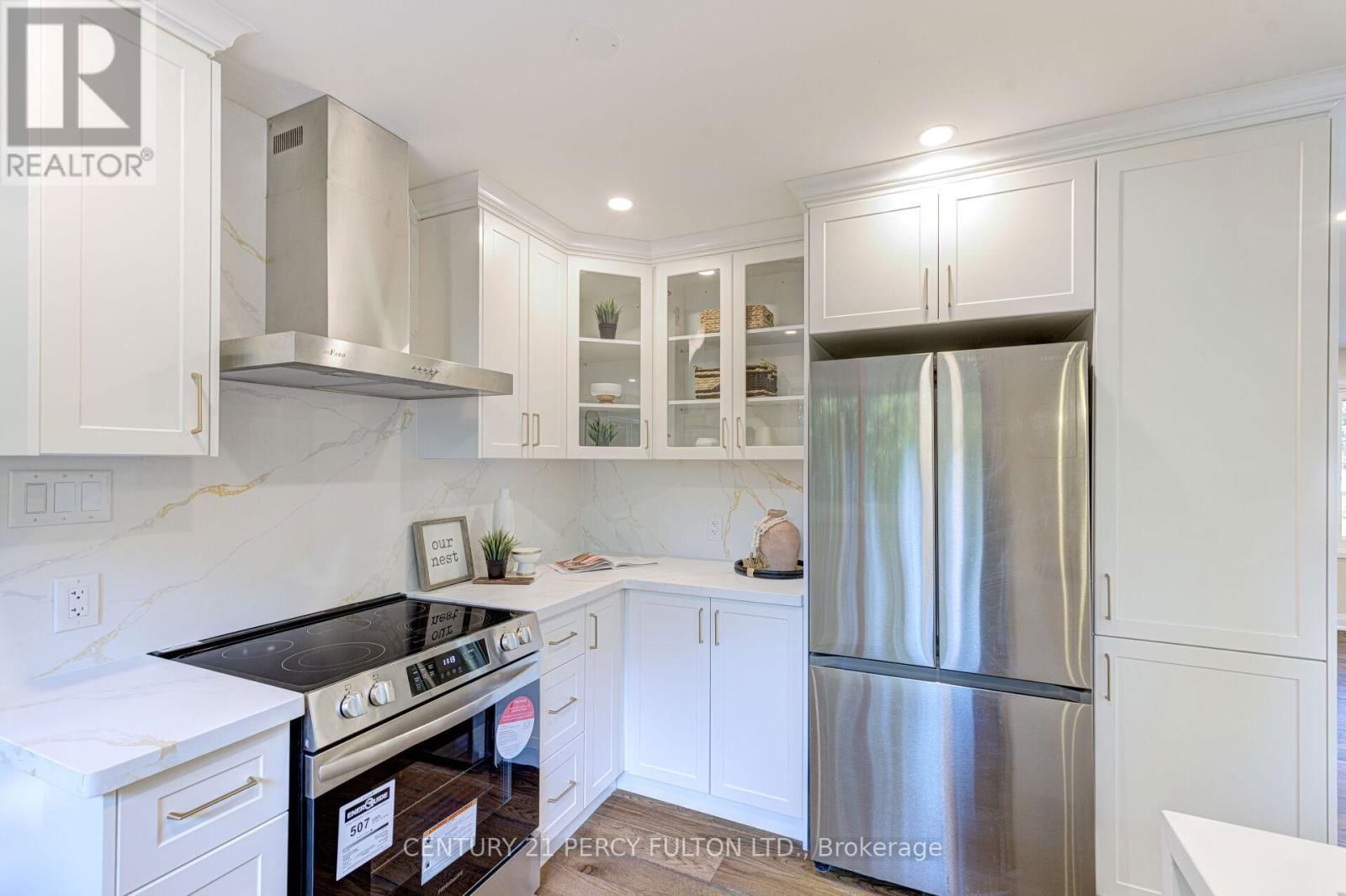 152 SIMPSON ROAD Image 20