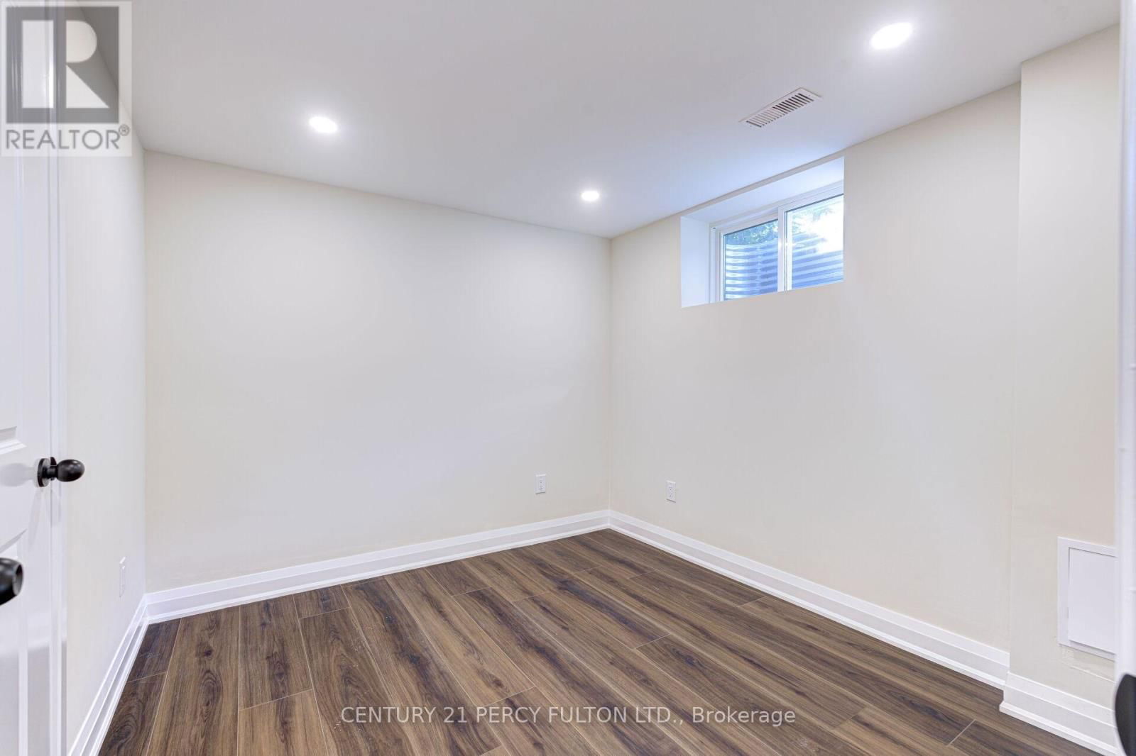 152 SIMPSON ROAD Image 31