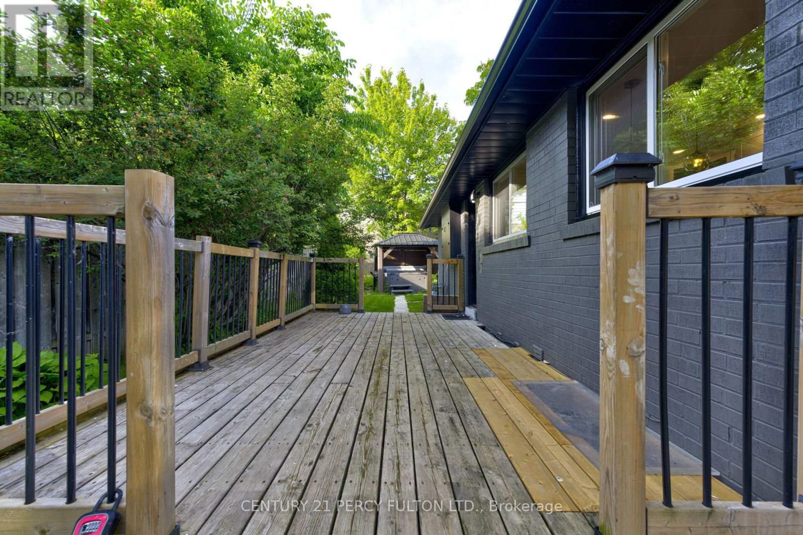 152 SIMPSON ROAD Image 39