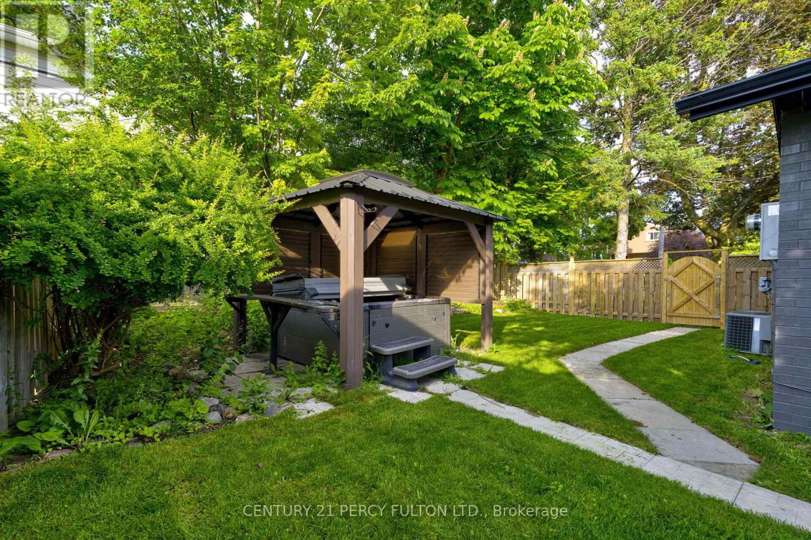152 SIMPSON ROAD Image 41