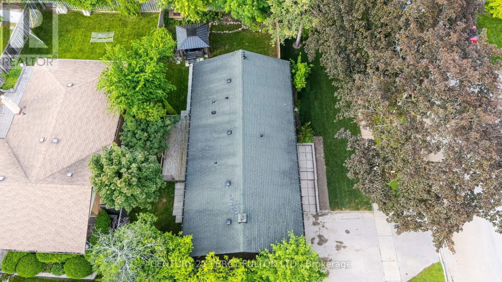 152 SIMPSON ROAD Image 44
