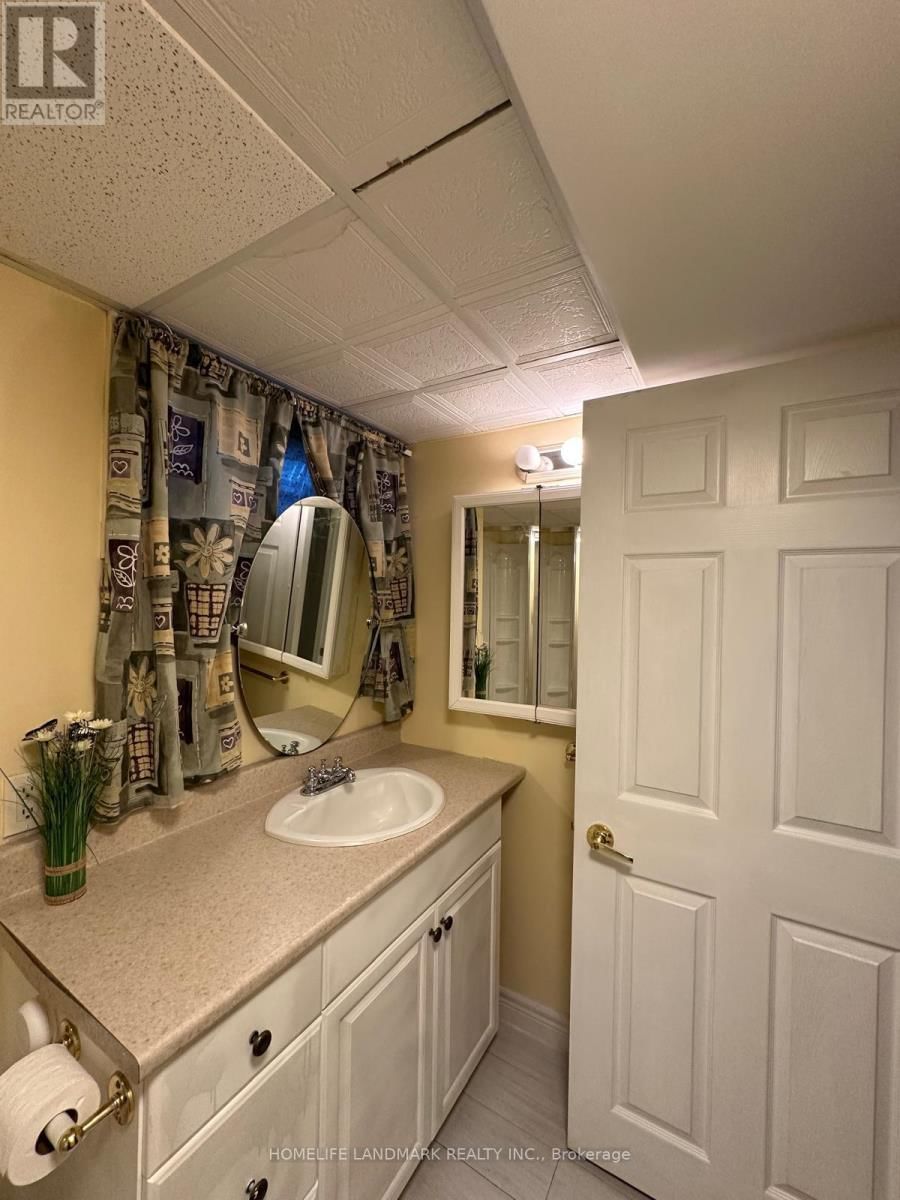 491 FAIRLAWN STREET Image 13