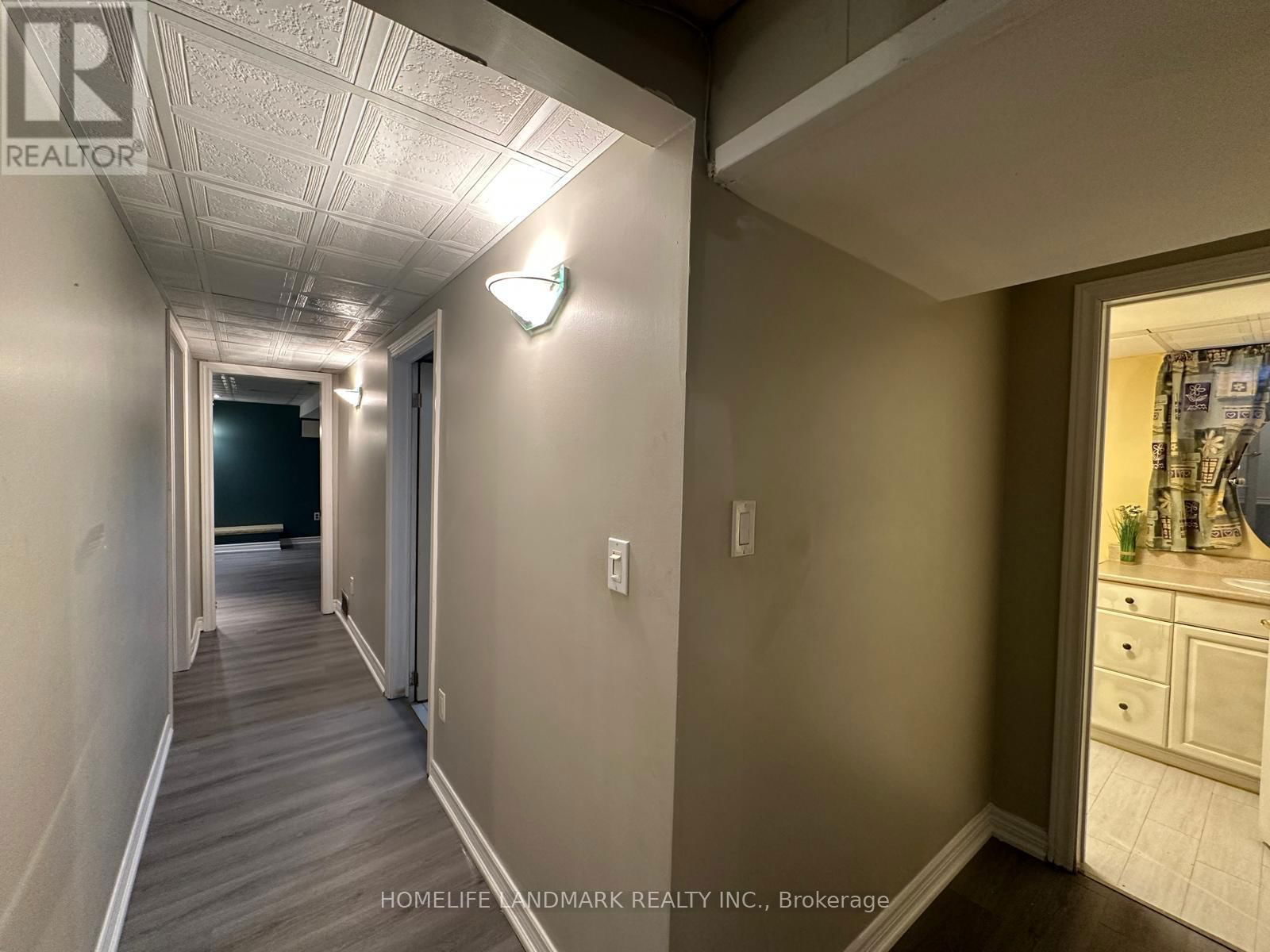 491 FAIRLAWN STREET Image 35