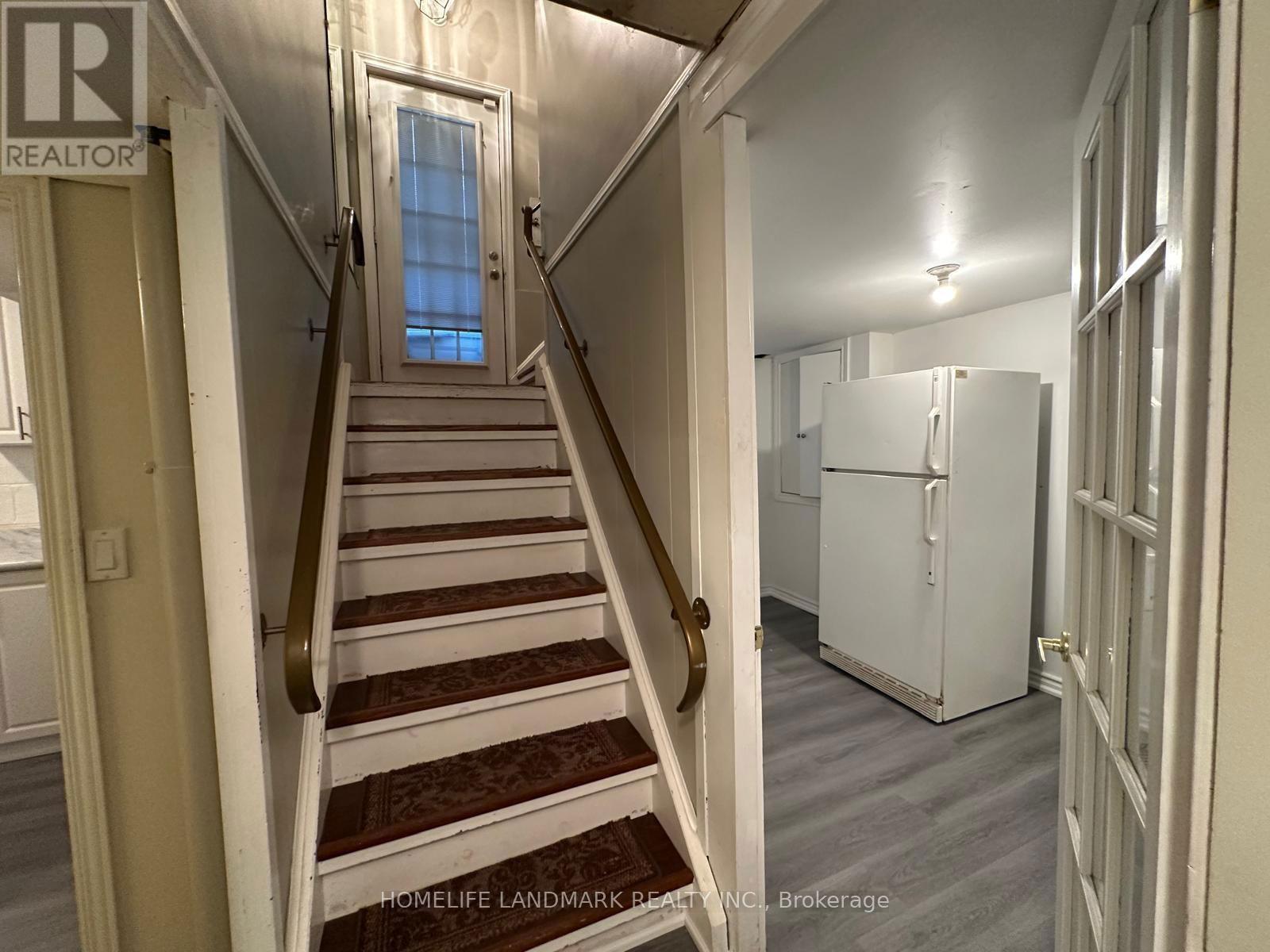 491 FAIRLAWN STREET Image 36