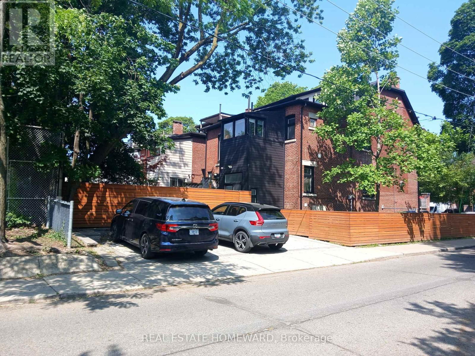 87 BROWNING AVENUE Image 2