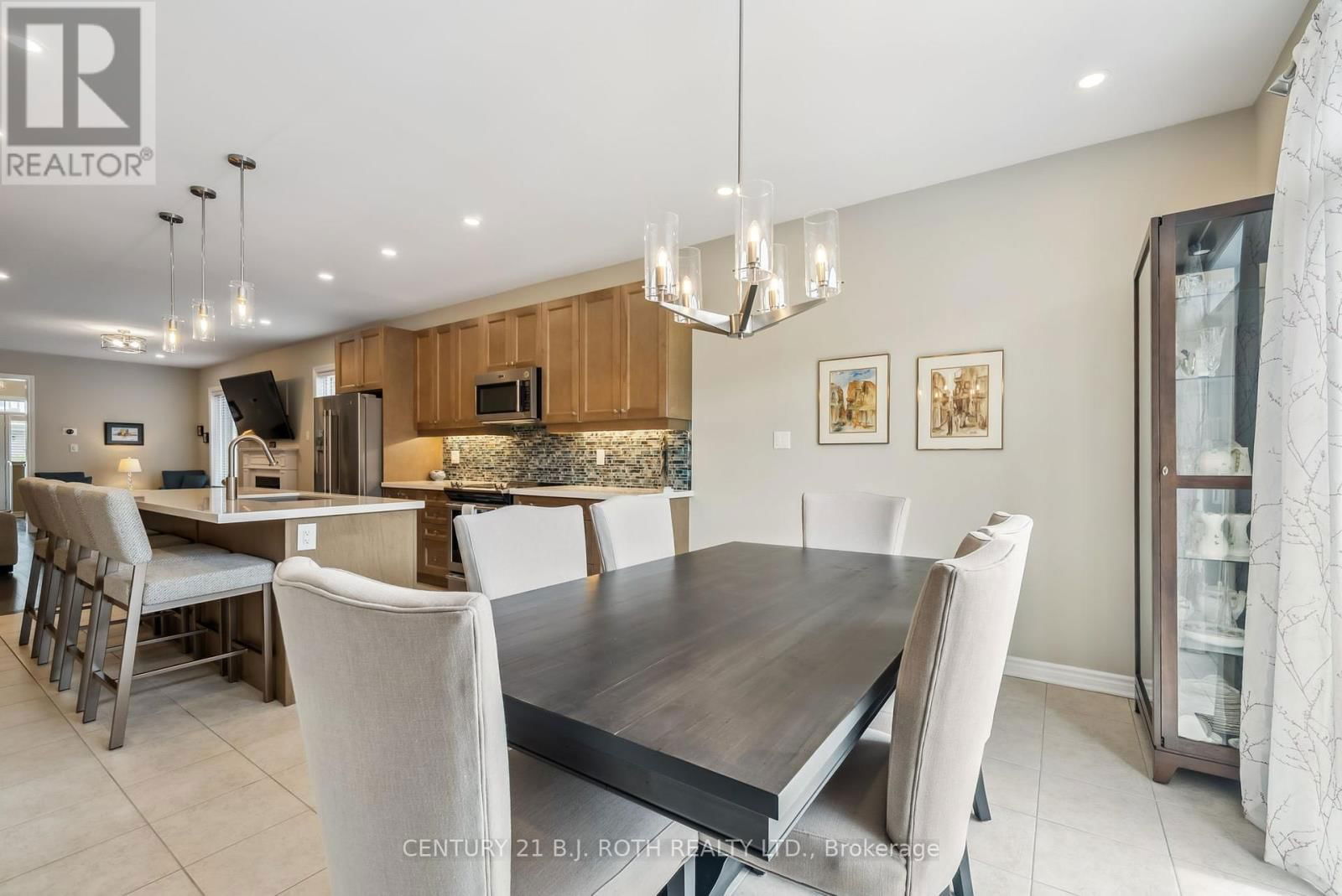 42 GLENHAVEN COURT Image 16