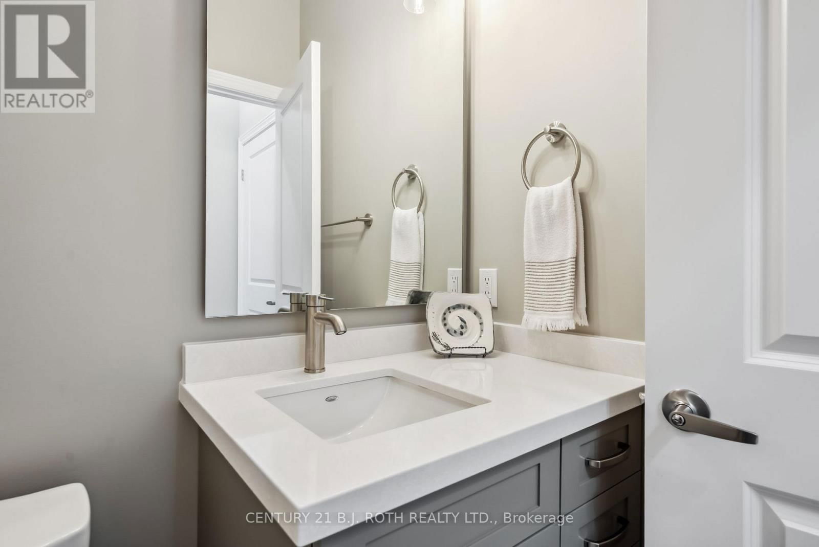 42 GLENHAVEN COURT Image 23