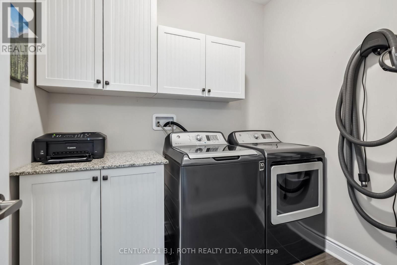 40 GLENHAVEN COURT Image 18