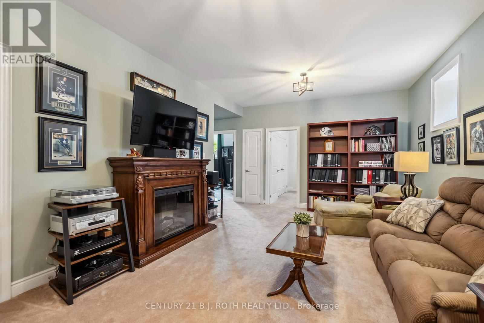 40 GLENHAVEN COURT Image 24