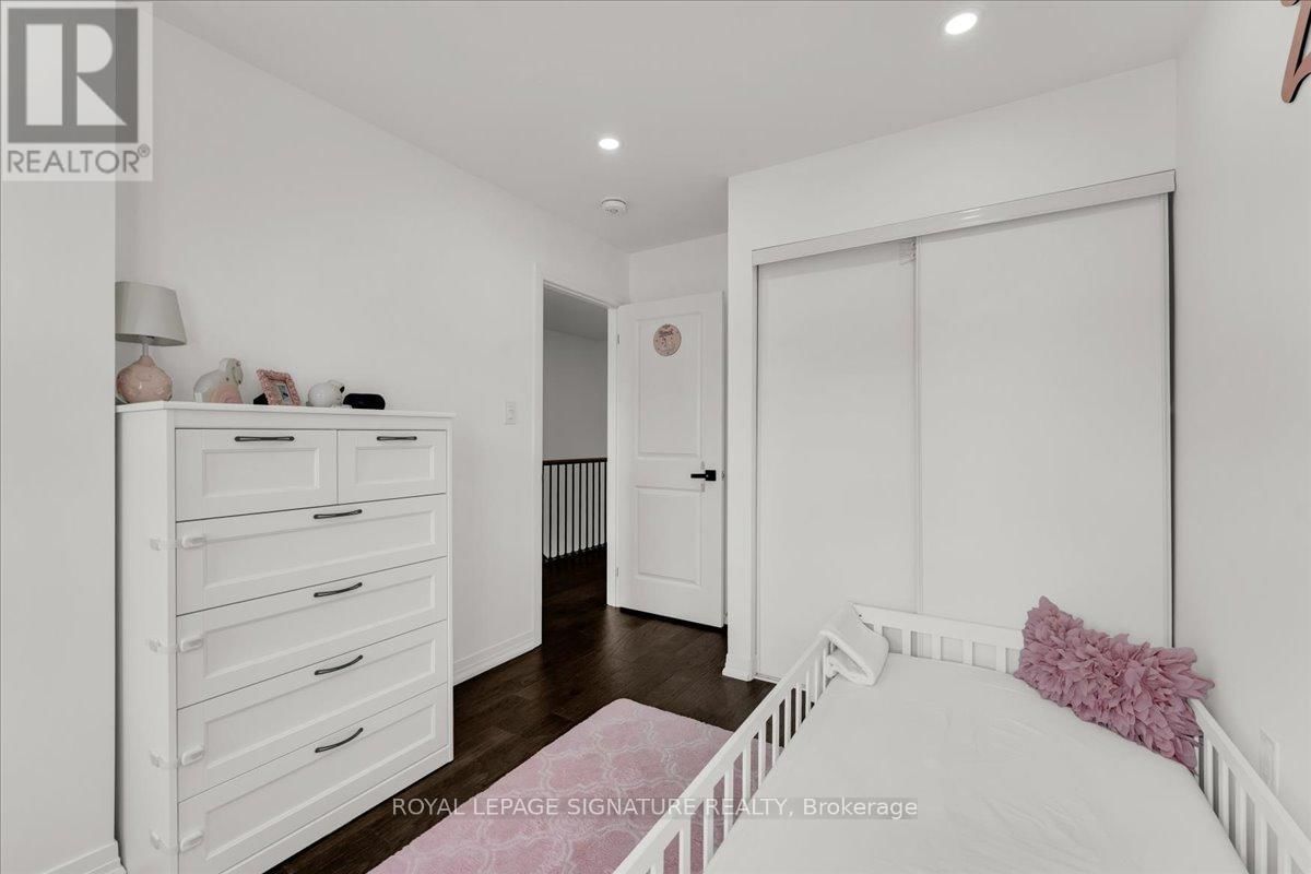 145 SAILORS LANDING Image 36