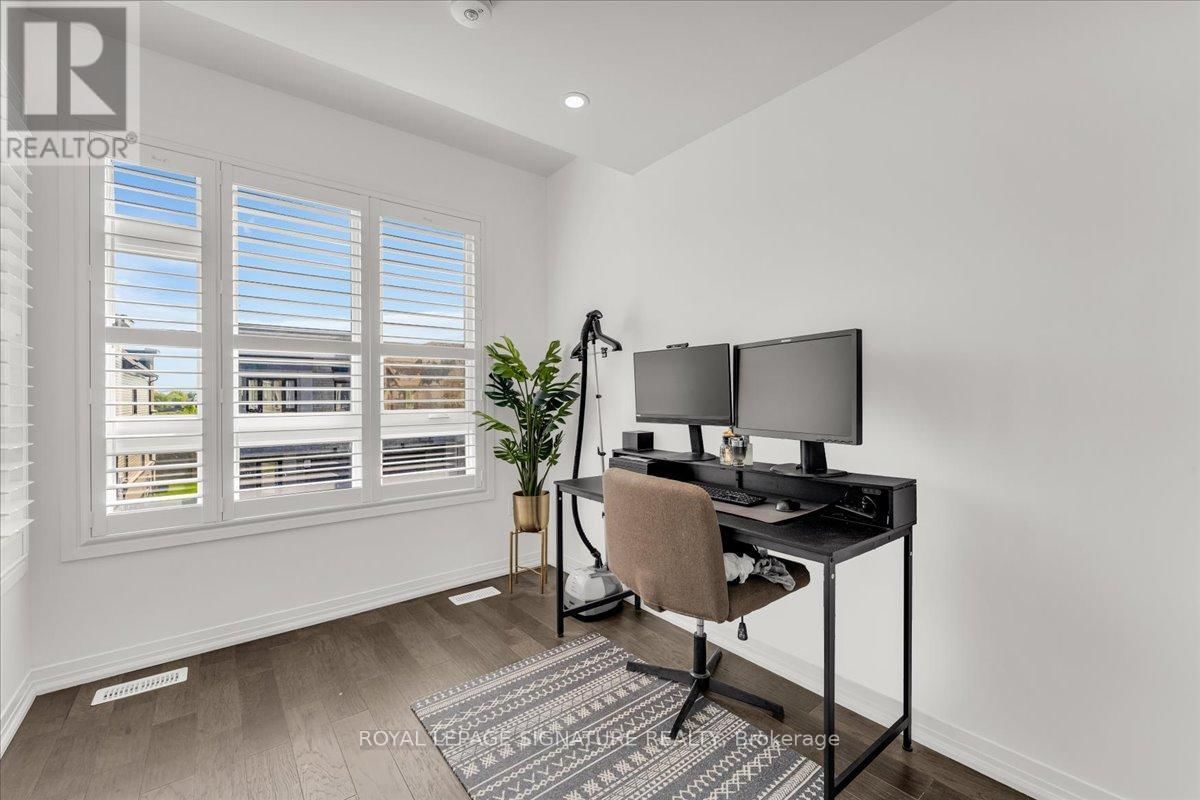 145 SAILORS LANDING Image 37