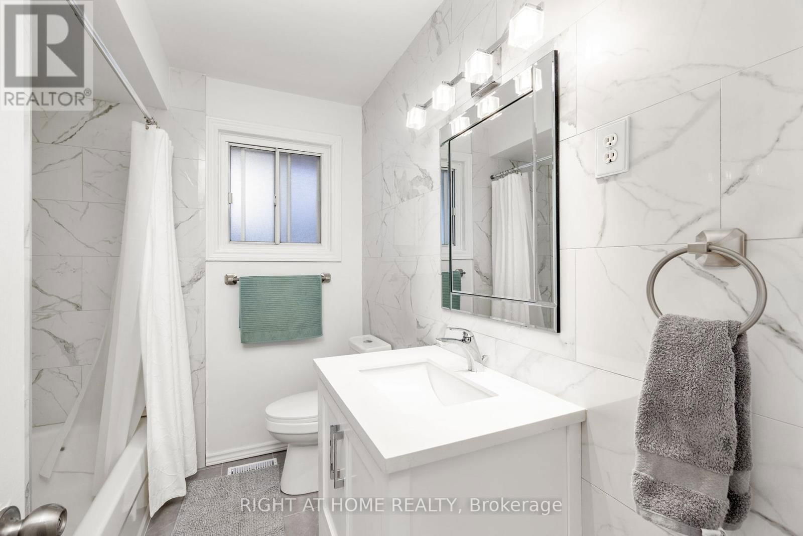 15 DALCOURT DRIVE Image 13