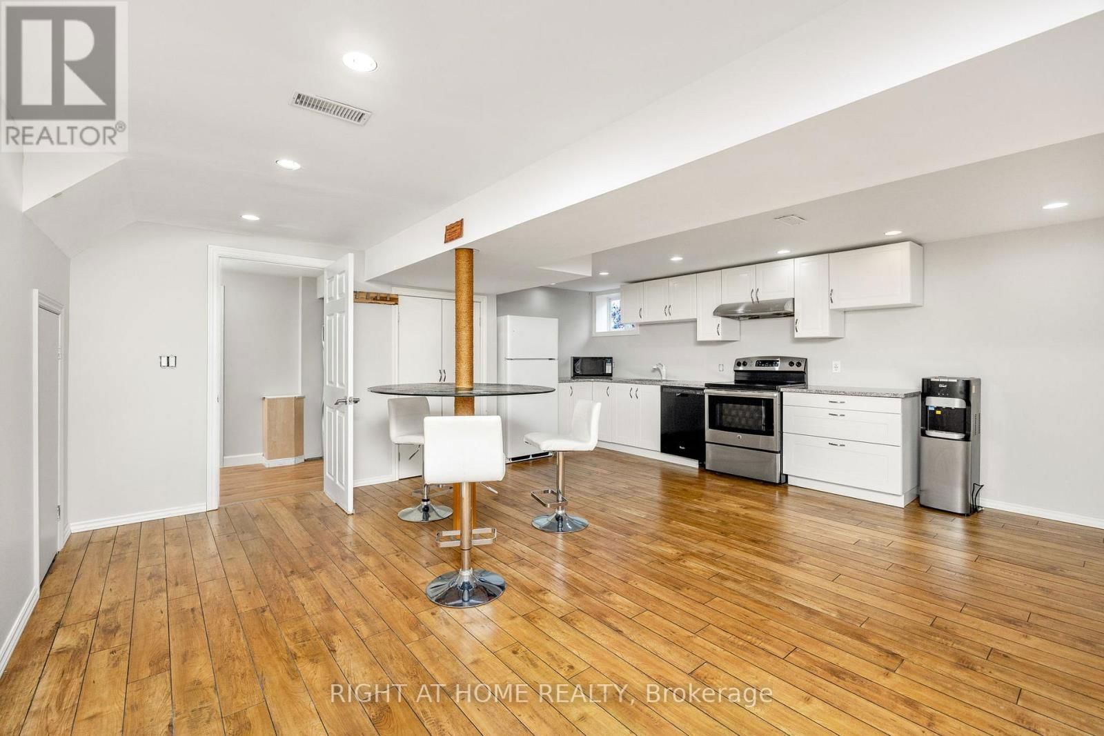 15 DALCOURT DRIVE Image 21