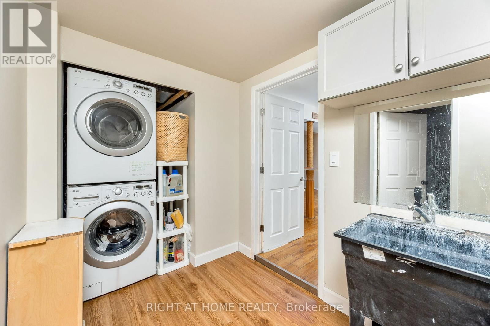 15 DALCOURT DRIVE Image 23