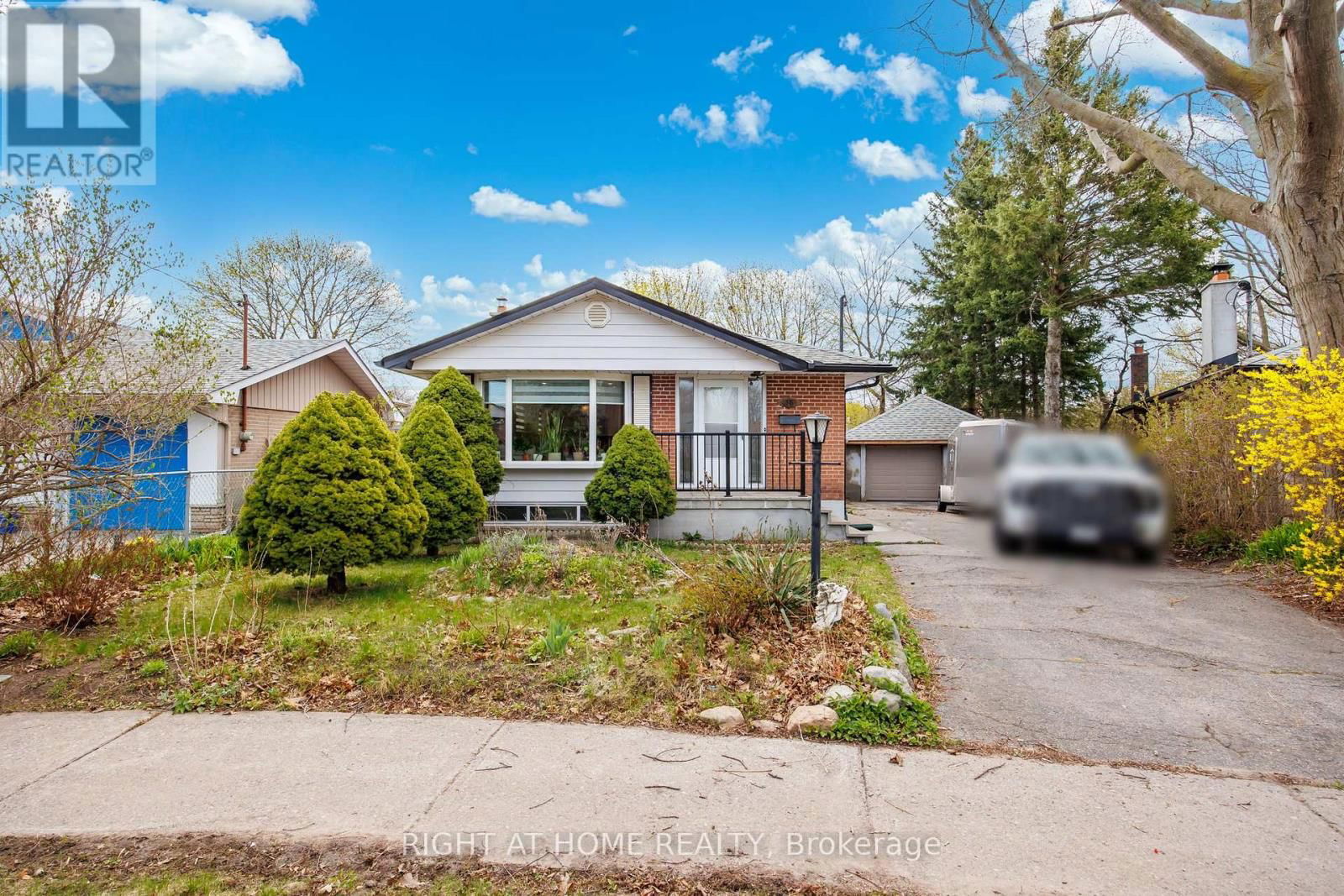15 DALCOURT DRIVE Image 27