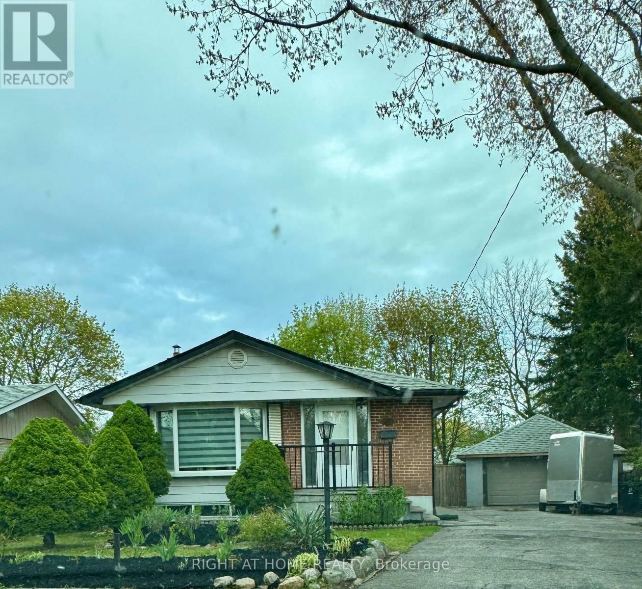 15 DALCOURT DRIVE Image 35