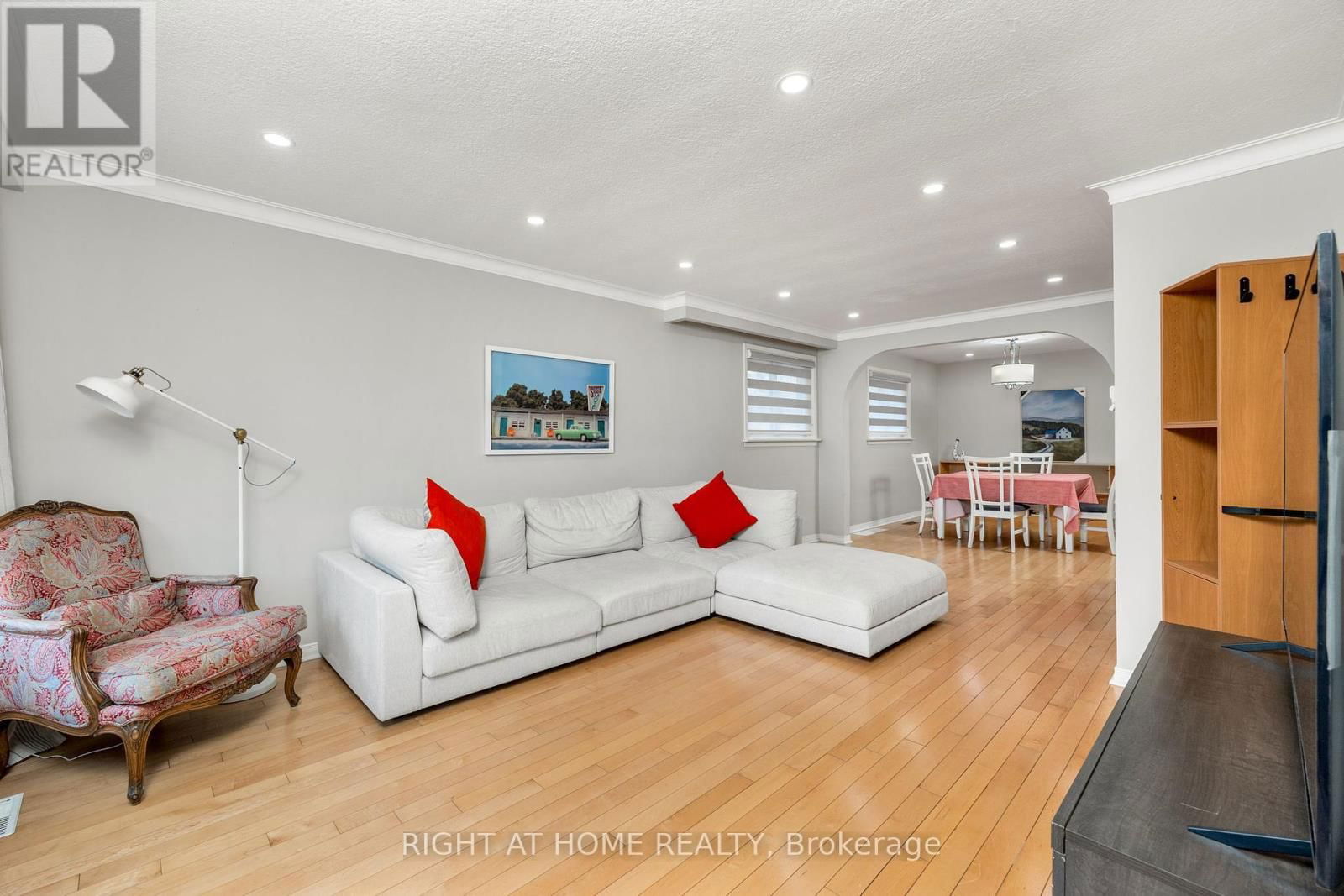 15 DALCOURT DRIVE Image 6