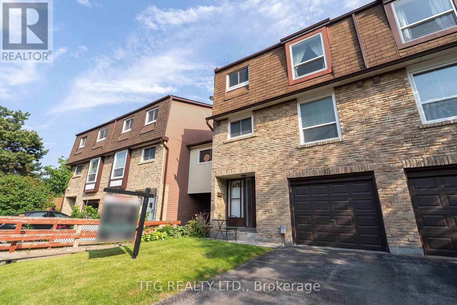 45 - 222 PEARSON STREET Image 1