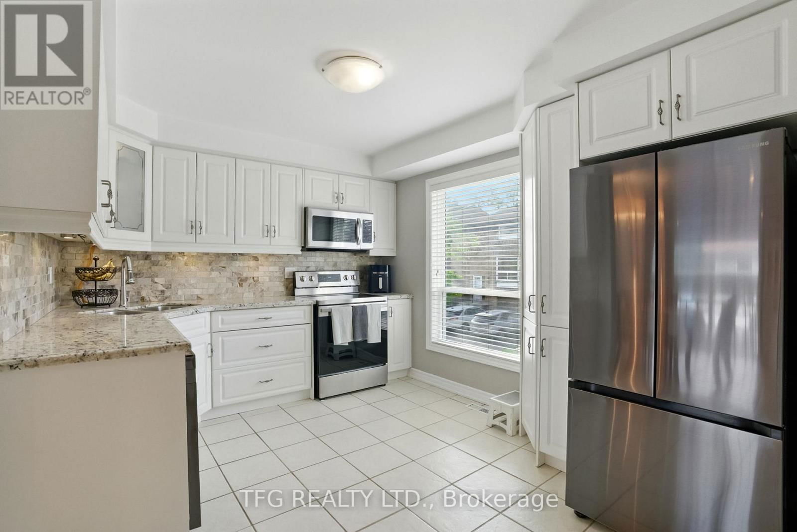 45 - 222 PEARSON STREET Image 29