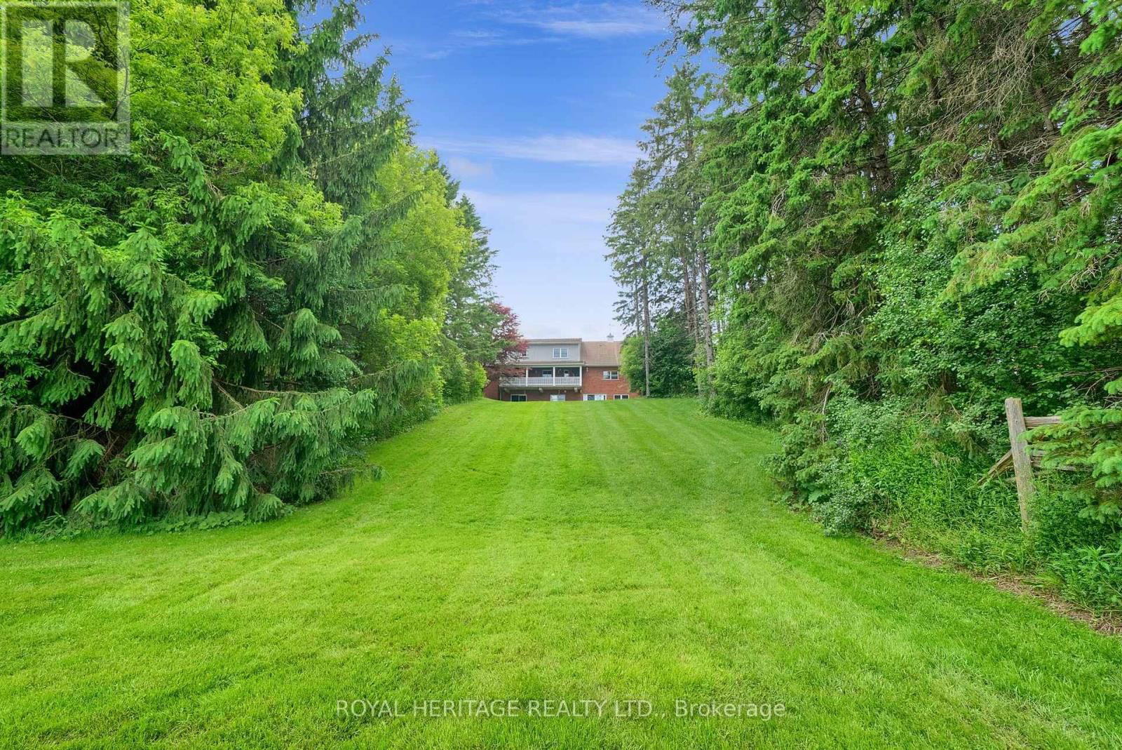 4585 CORONATION ROAD Image 15