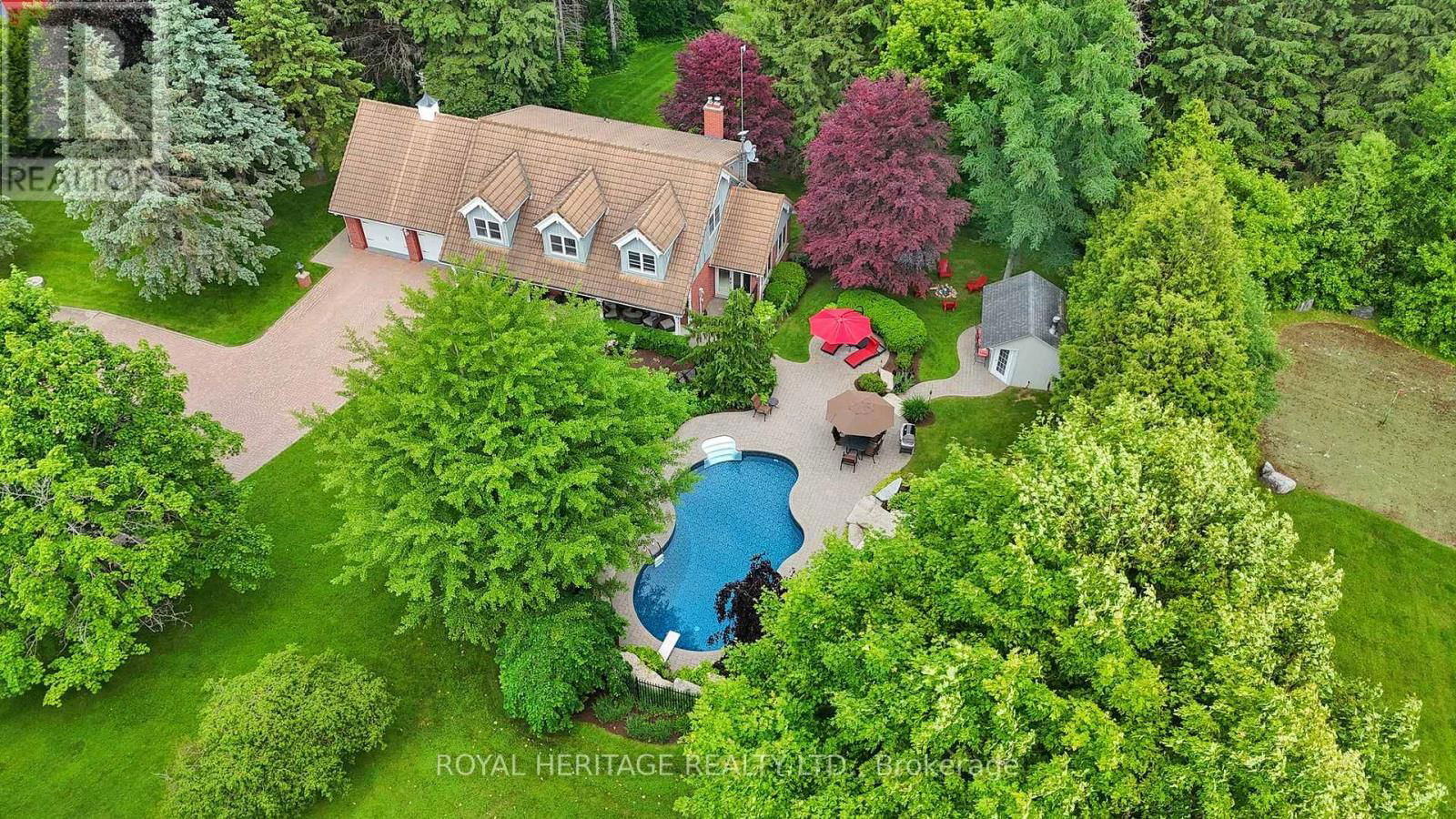 4585 CORONATION ROAD Image 2