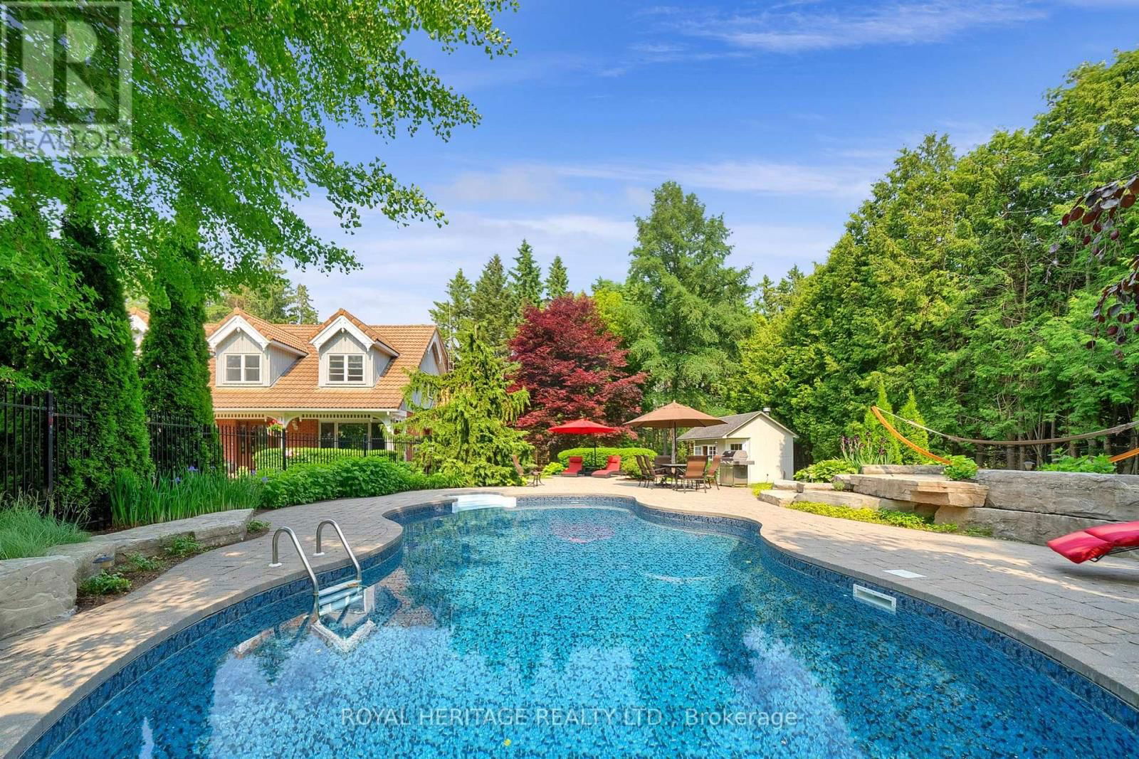 4585 CORONATION ROAD Image 22