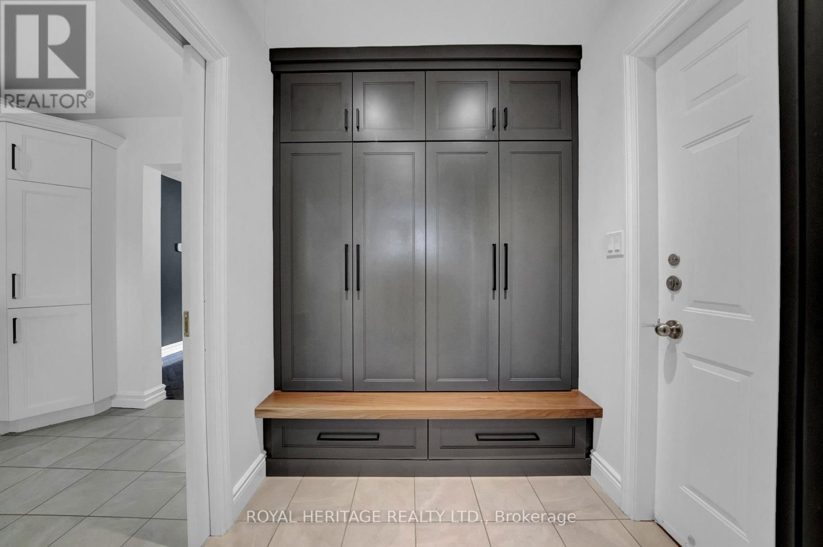 4585 CORONATION ROAD Image 36
