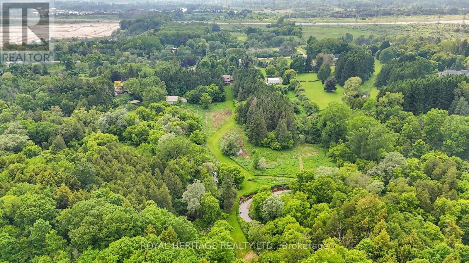 4585 CORONATION ROAD Image 8