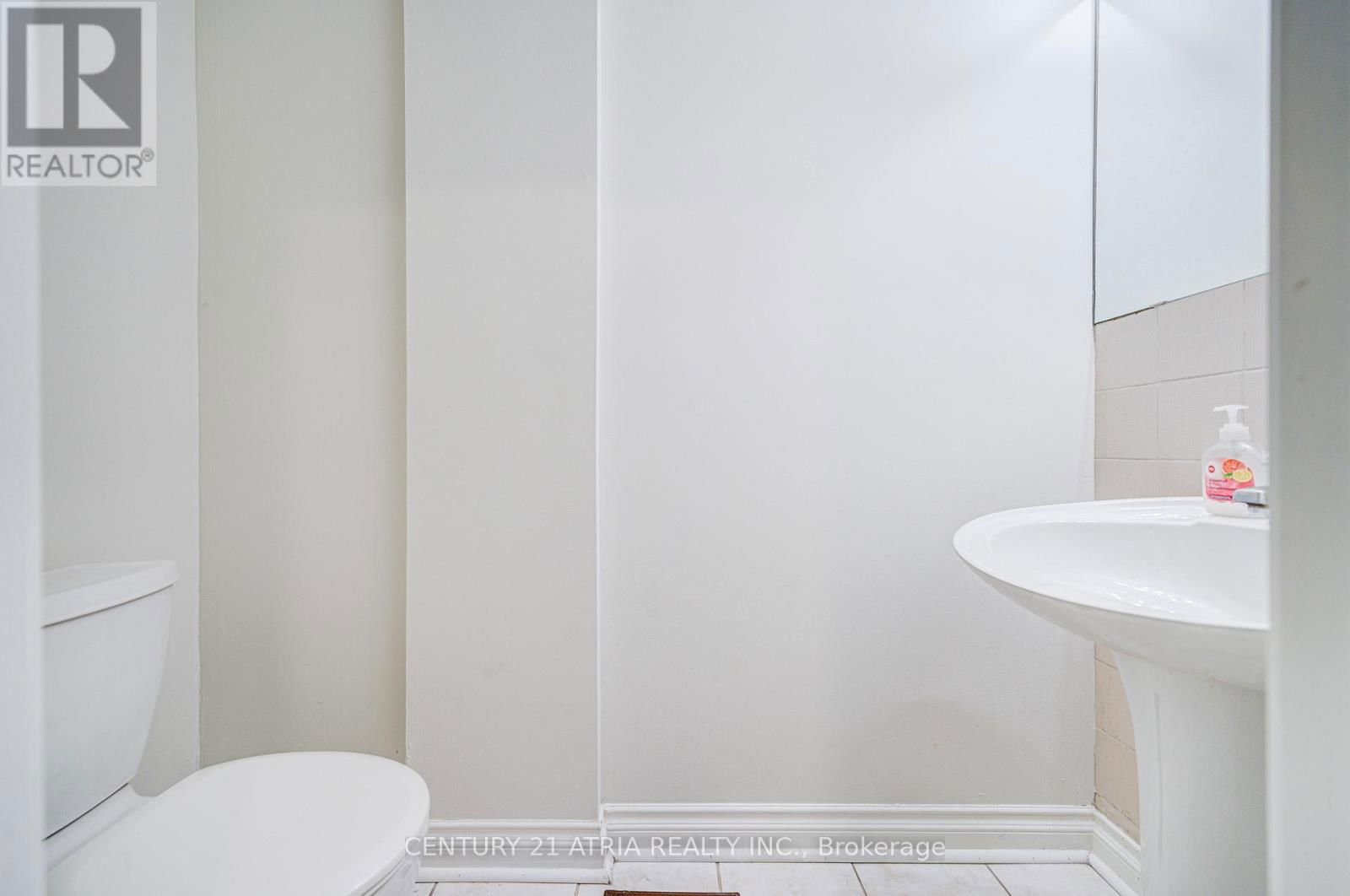 40 HORSELEY HILL DRIVE Image 18