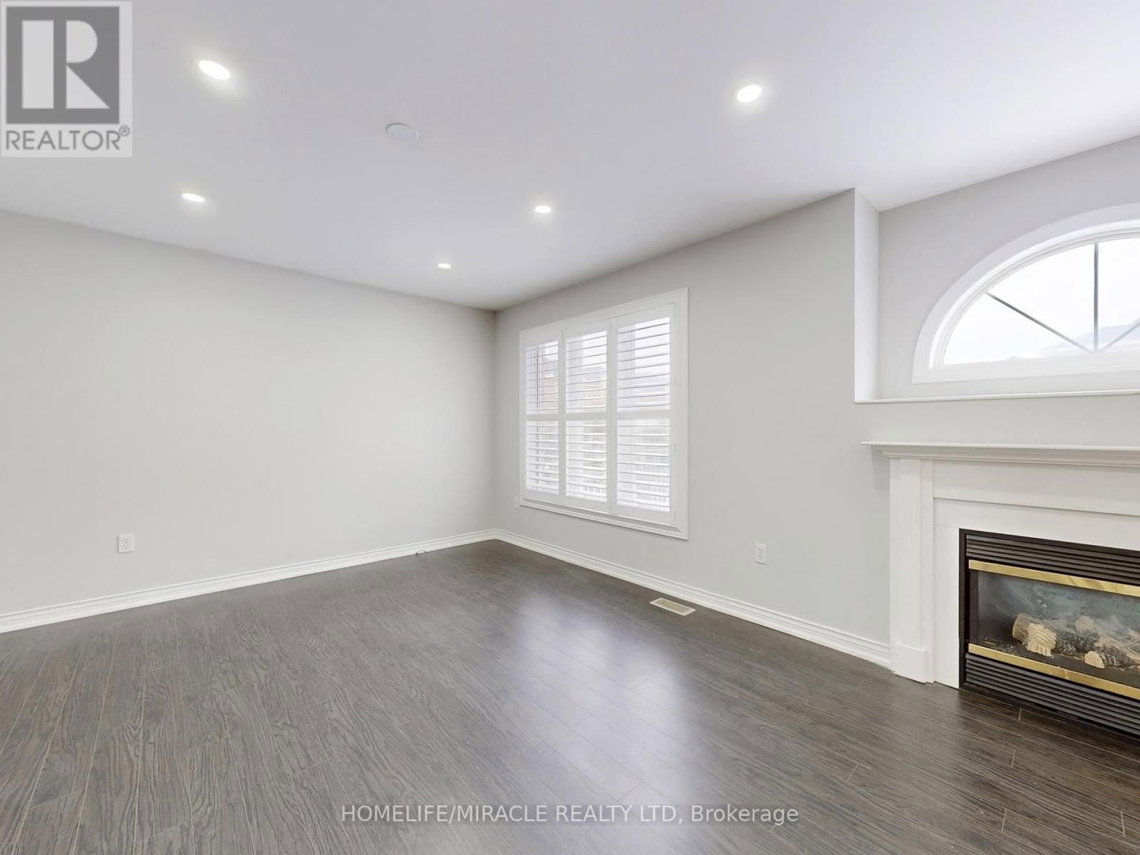 77 NOBBS DRIVE Image 13
