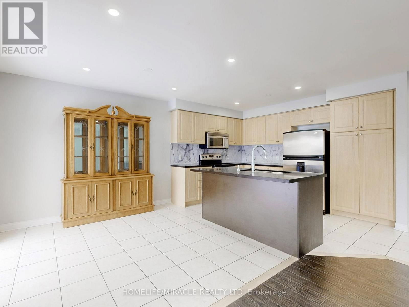 77 NOBBS DRIVE Image 15