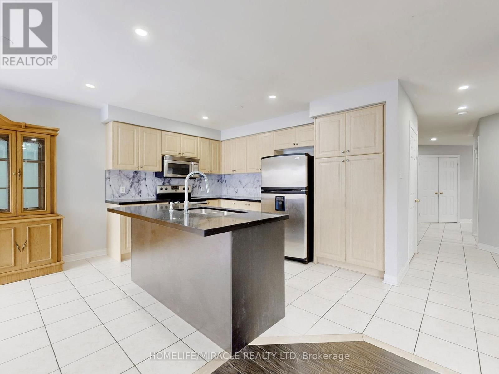 77 NOBBS DRIVE Image 18