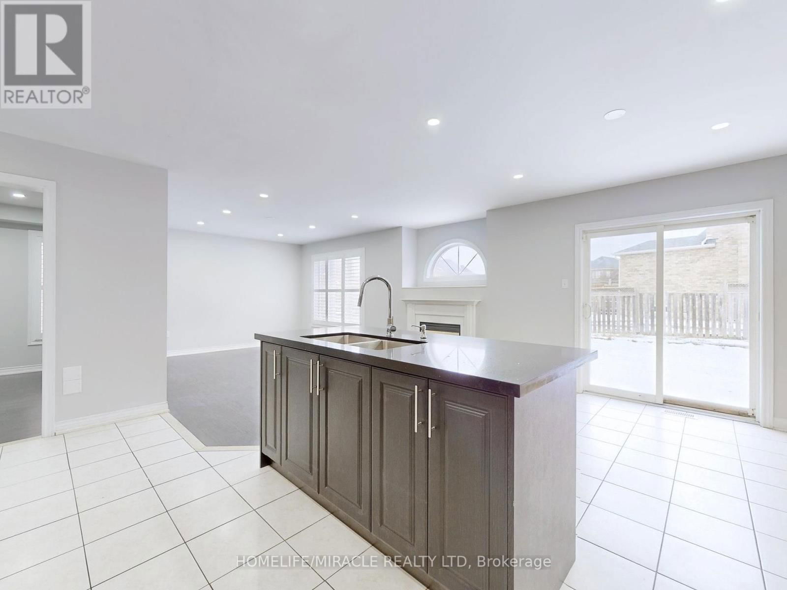 77 NOBBS DRIVE Image 20