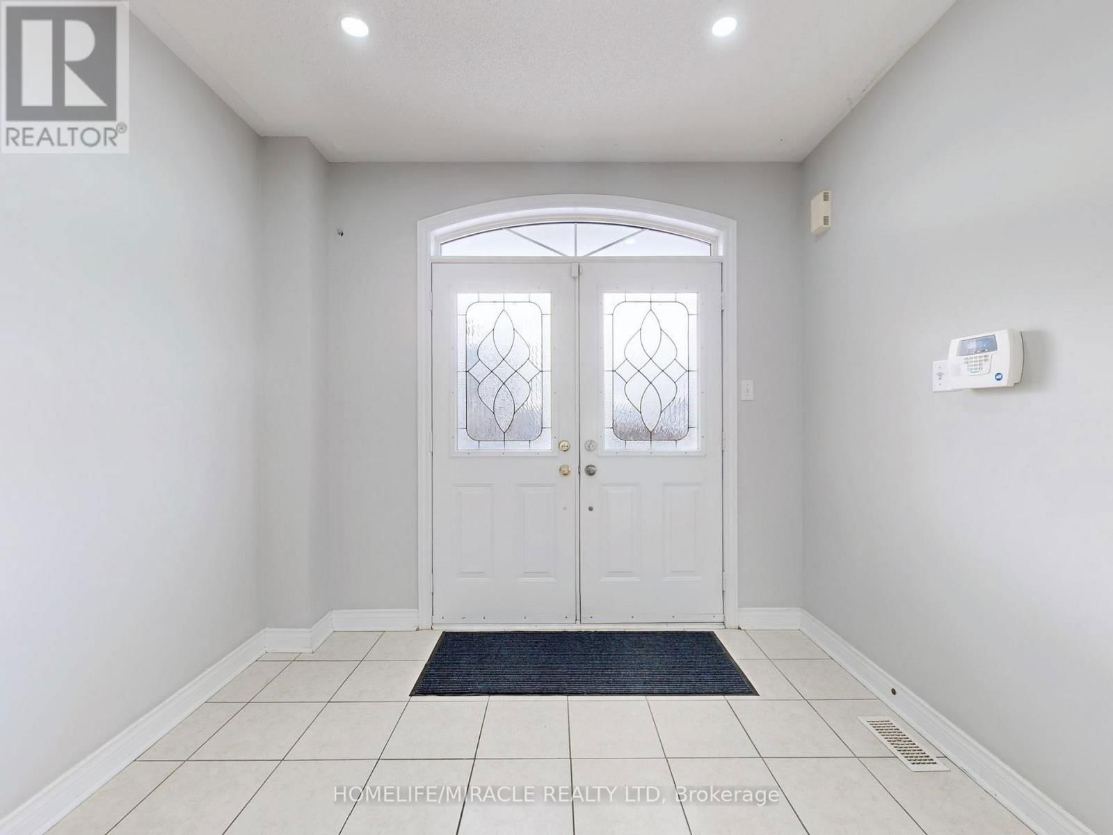 77 NOBBS DRIVE Image 23