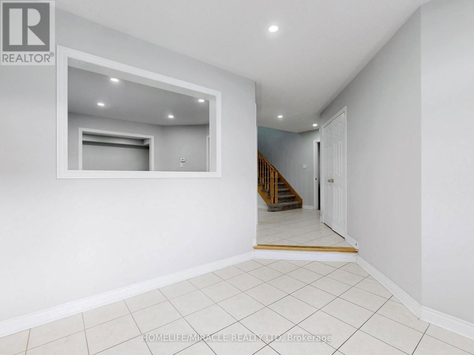 77 NOBBS DRIVE Image 24