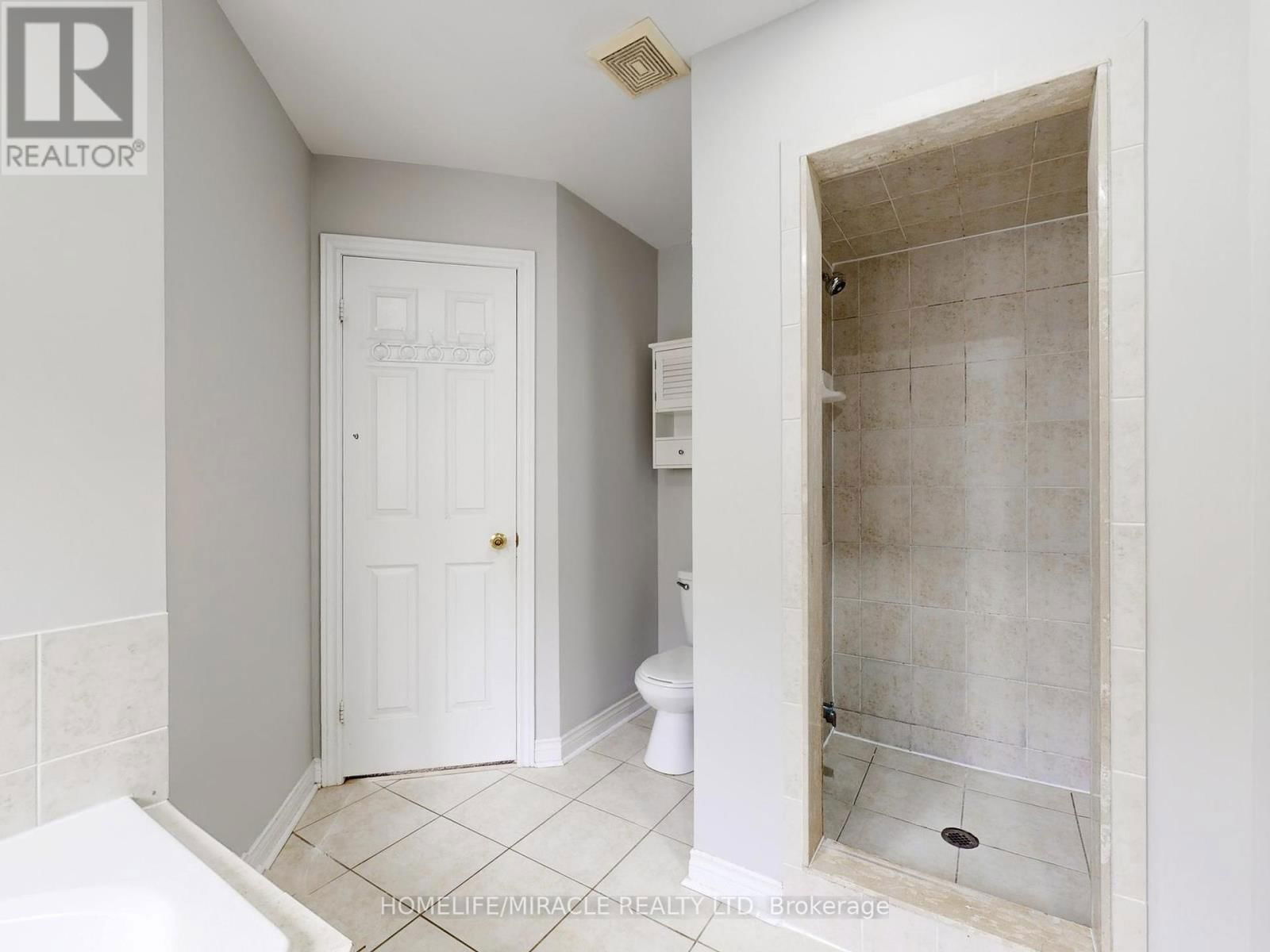 77 NOBBS DRIVE Image 32