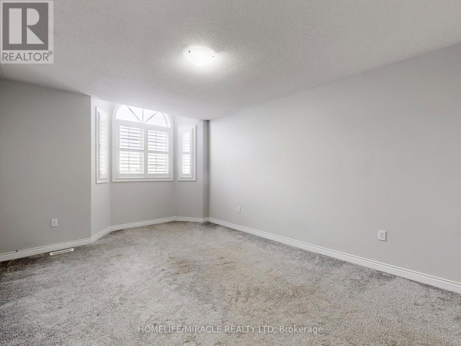 77 NOBBS DRIVE Image 33
