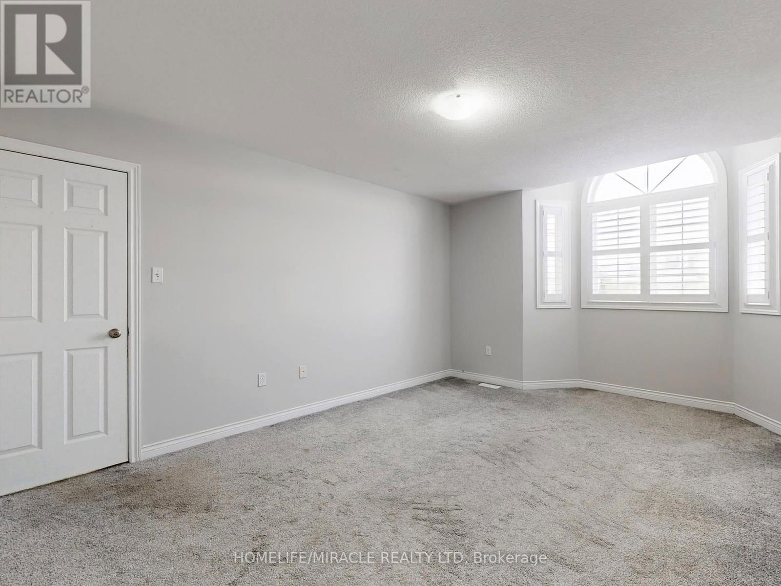 77 NOBBS DRIVE Image 35