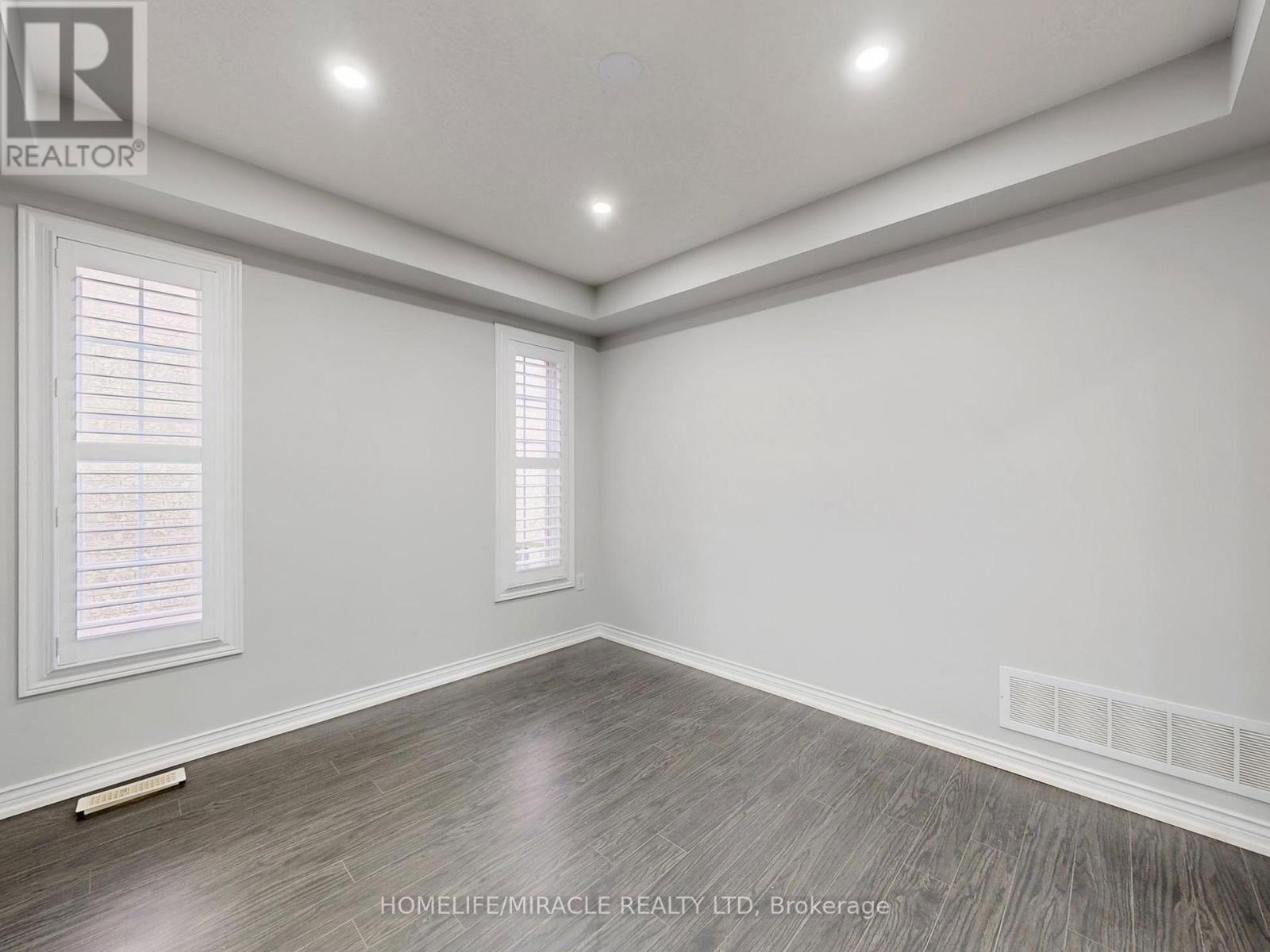 77 NOBBS DRIVE Image 9