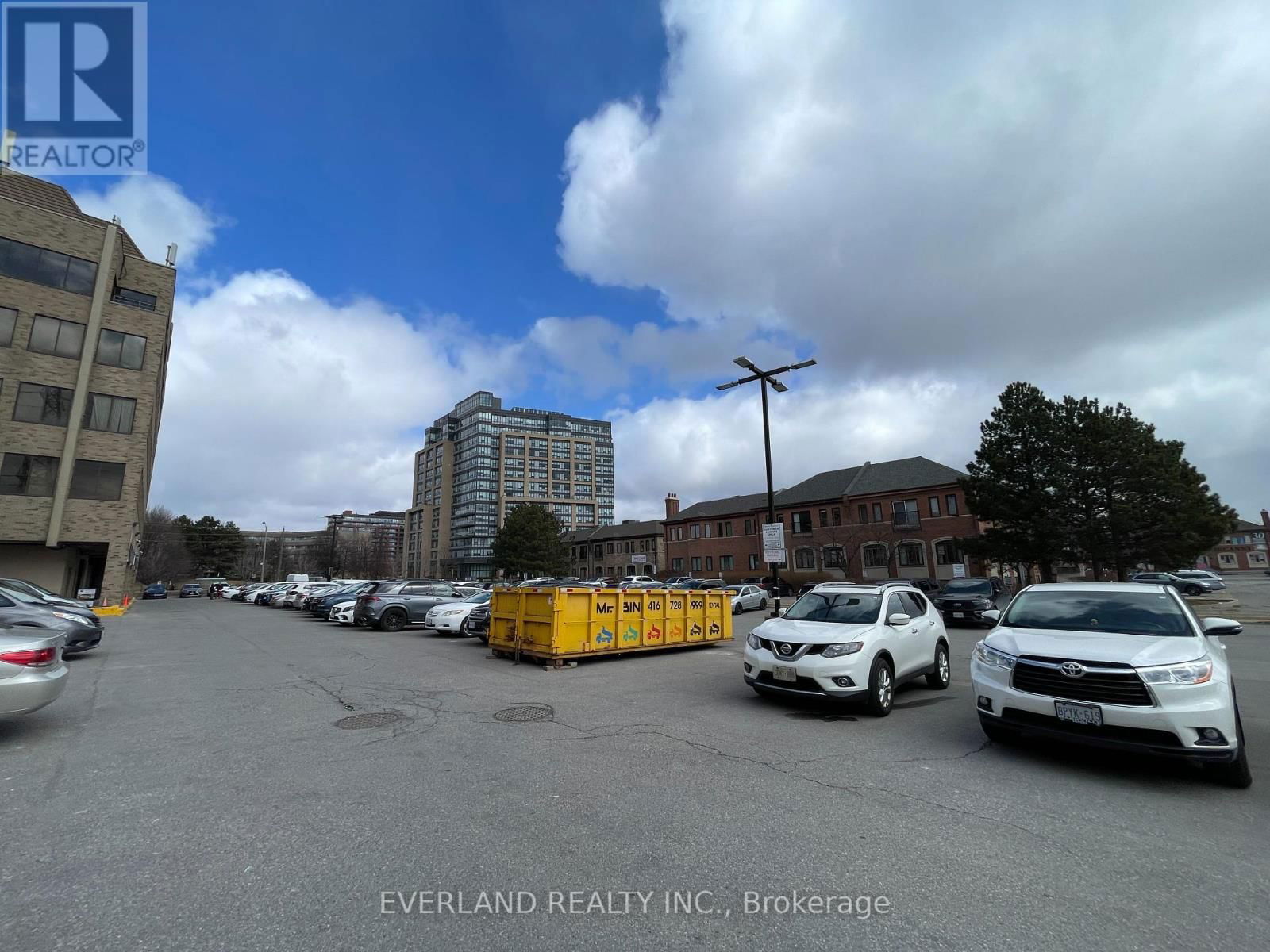 309 - 3601 VICTORIA PARK AVENUE Image 11