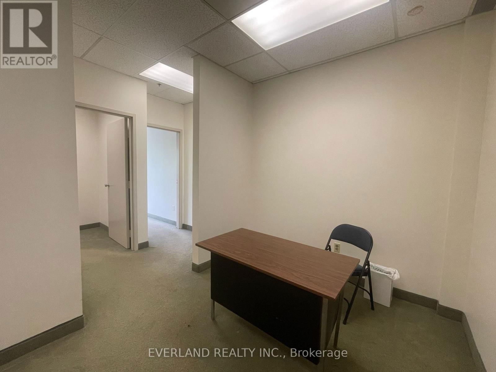 204 - 3447 KENNEDY ROAD Image 2