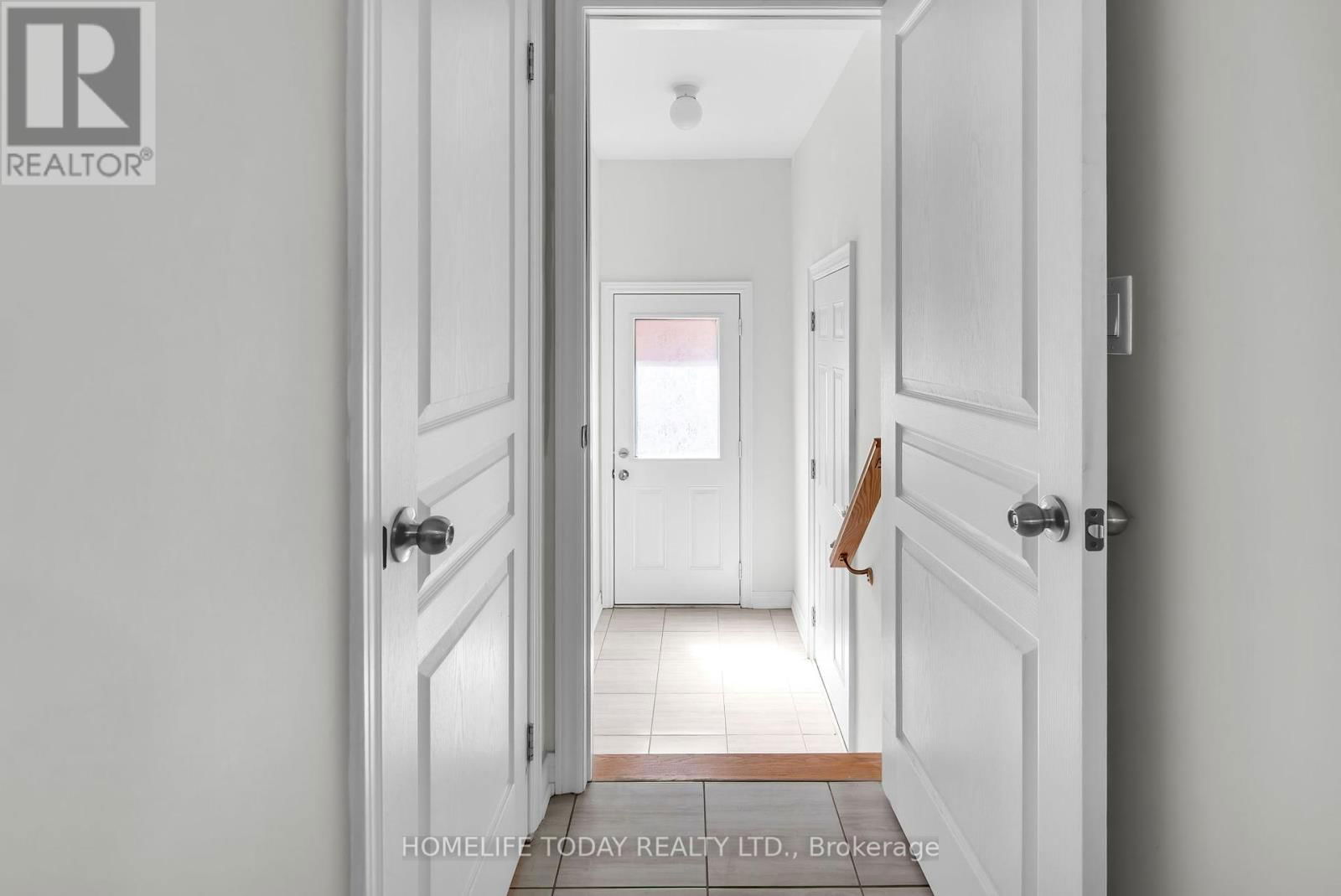 265 BRUCE CAMERON DRIVE Image 19