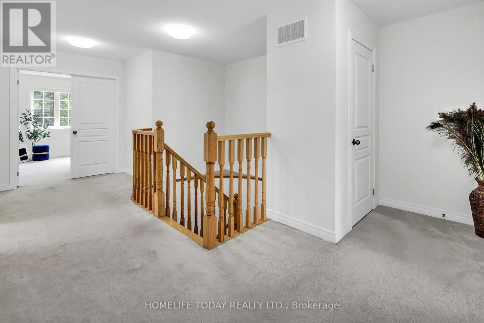 265 BRUCE CAMERON DRIVE Image 22