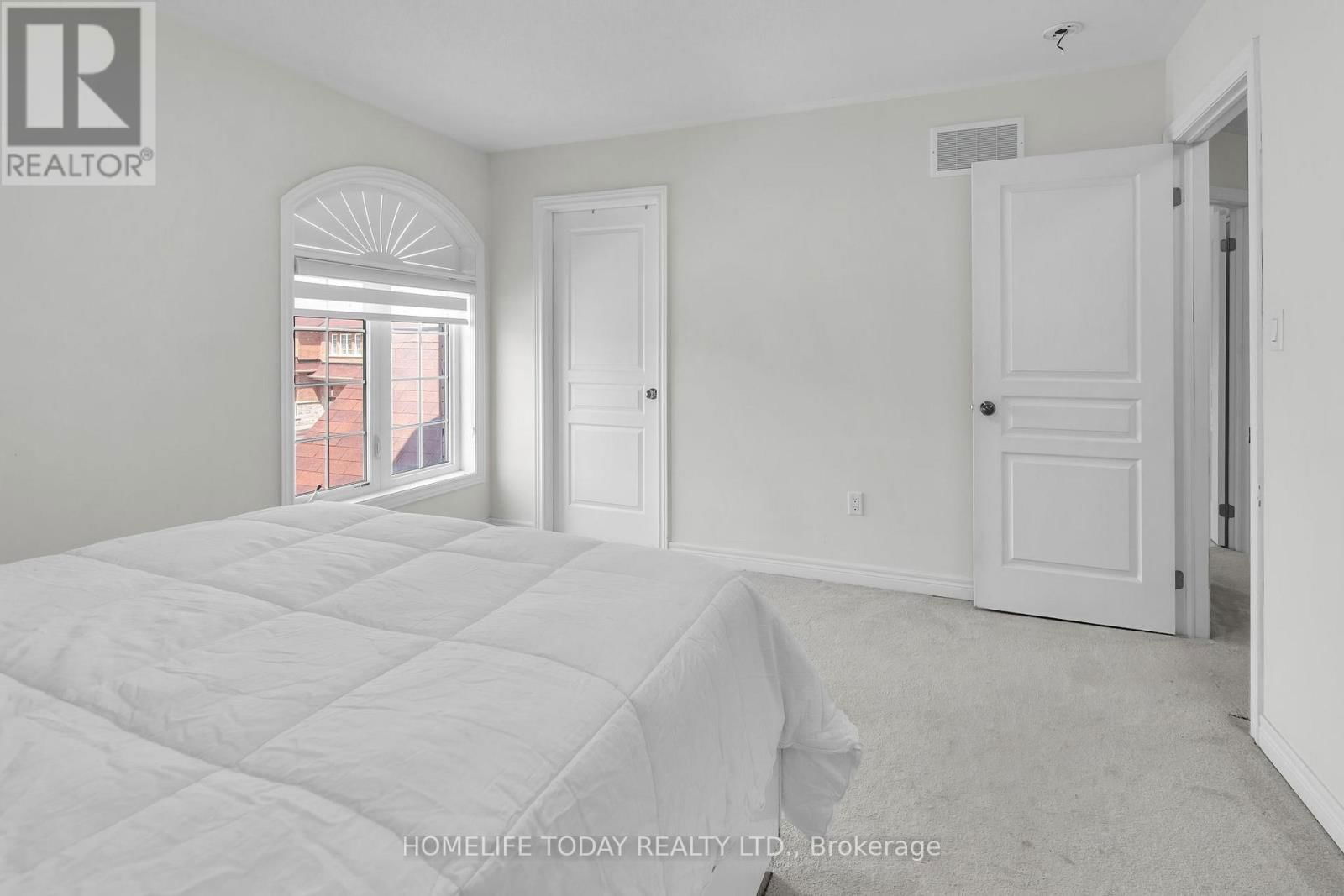 265 BRUCE CAMERON DRIVE Image 35