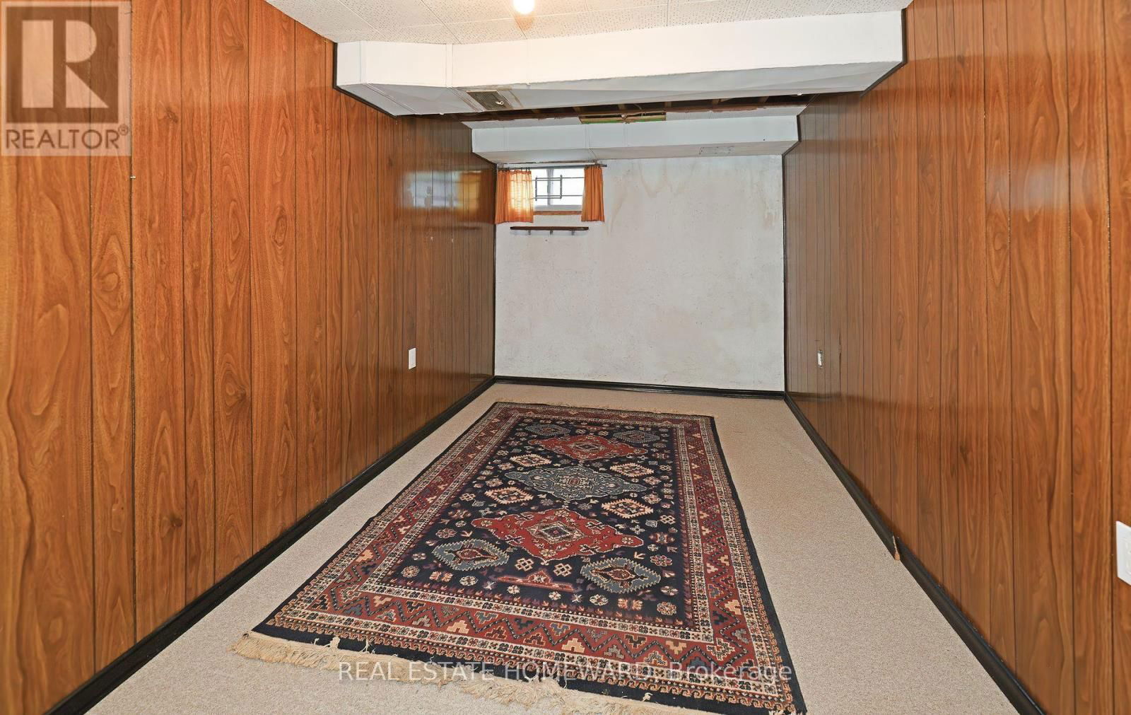 111 SURREY AVENUE Image 18