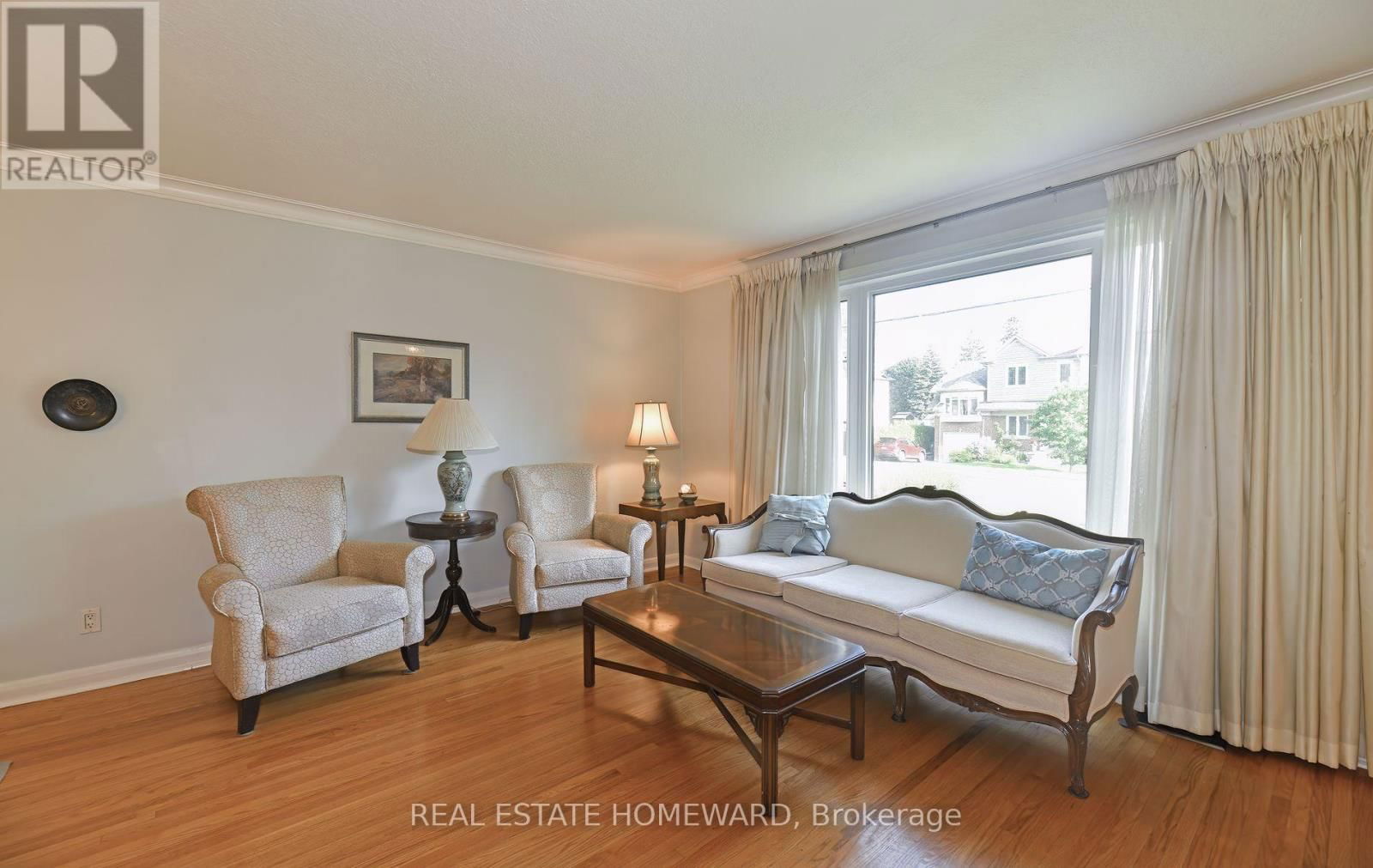 111 SURREY AVENUE Image 4