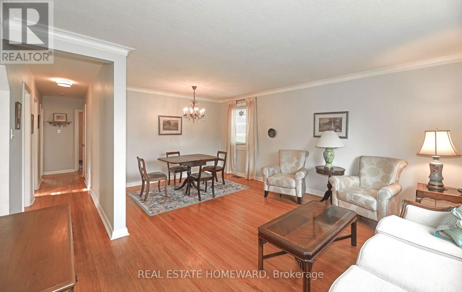 111 SURREY AVENUE Image 6