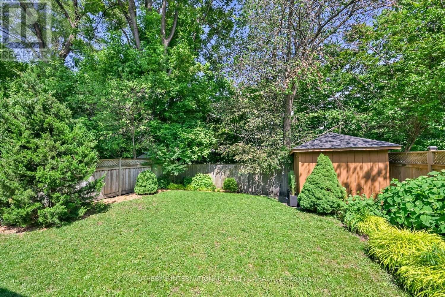 32 DAVIES CRESCENT Image 29